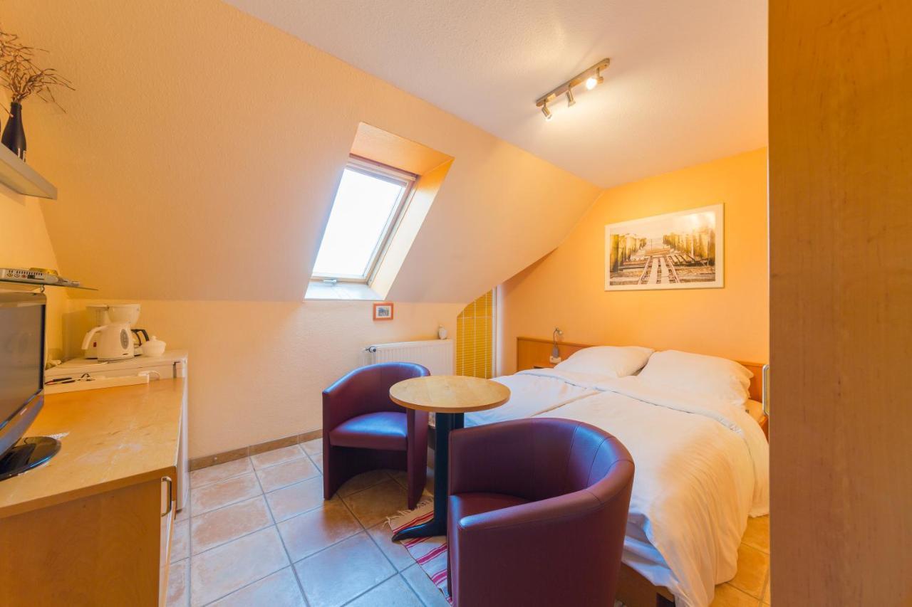 Der Suedschwede ... Dein Gaestehaus Mitten In Zingst Und Nah Zum Strand Exterior photo