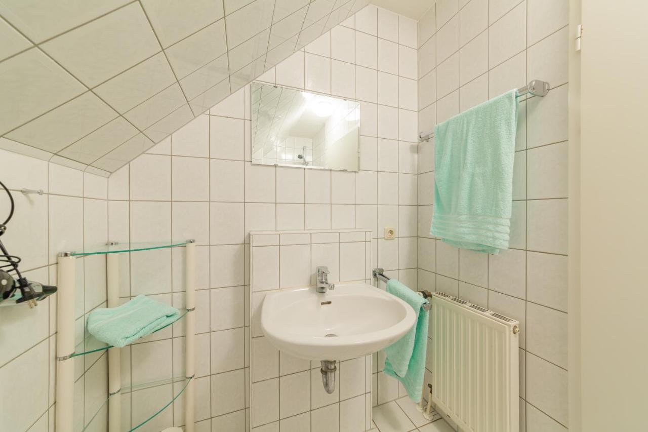 Der Suedschwede ... Dein Gaestehaus Mitten In Zingst Und Nah Zum Strand Exterior photo