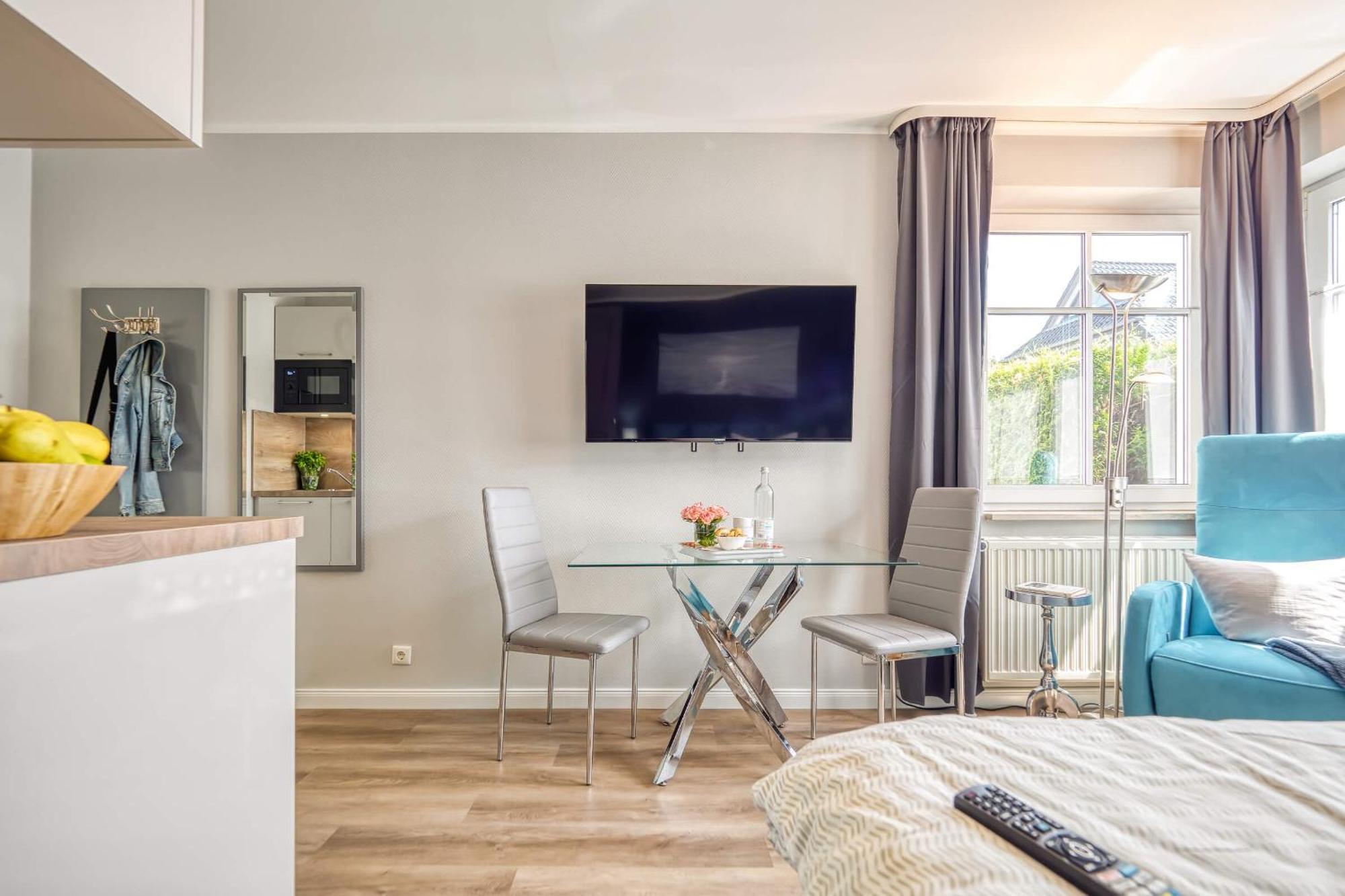 Der Suedschwede ... Dein Gaestehaus Mitten In Zingst Und Nah Zum Strand Exterior photo